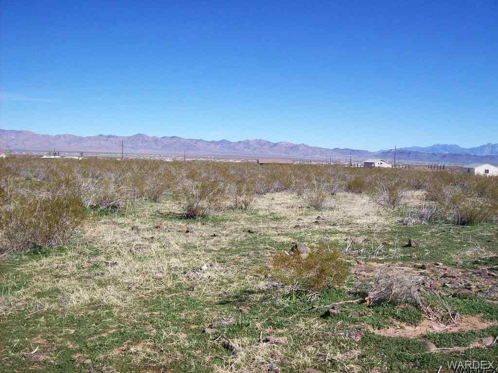 N Dome Rd: N Dome Rd, Golden Valley, AZ 86413
